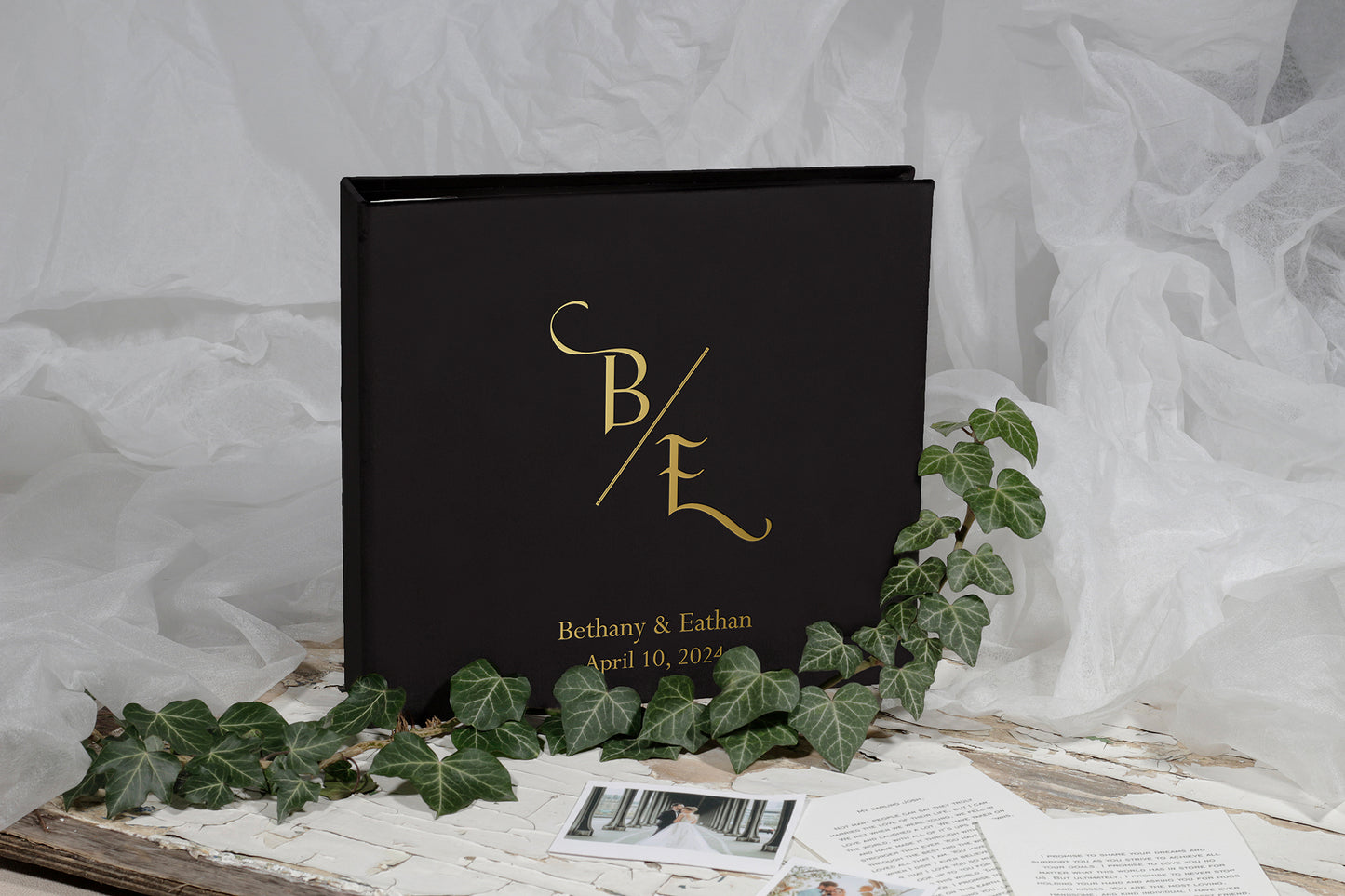 Guest book with personalized cover, wedding photo album, velvet photo book / scrapbook album, Instax photo booth album, custom photo book