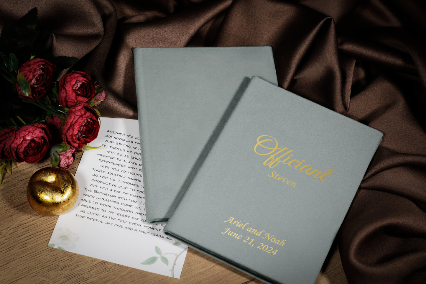 Customized officiant book for wedding ceremony readings, marriage officiant book with A4 size sheets and velvet cover in your favorite color