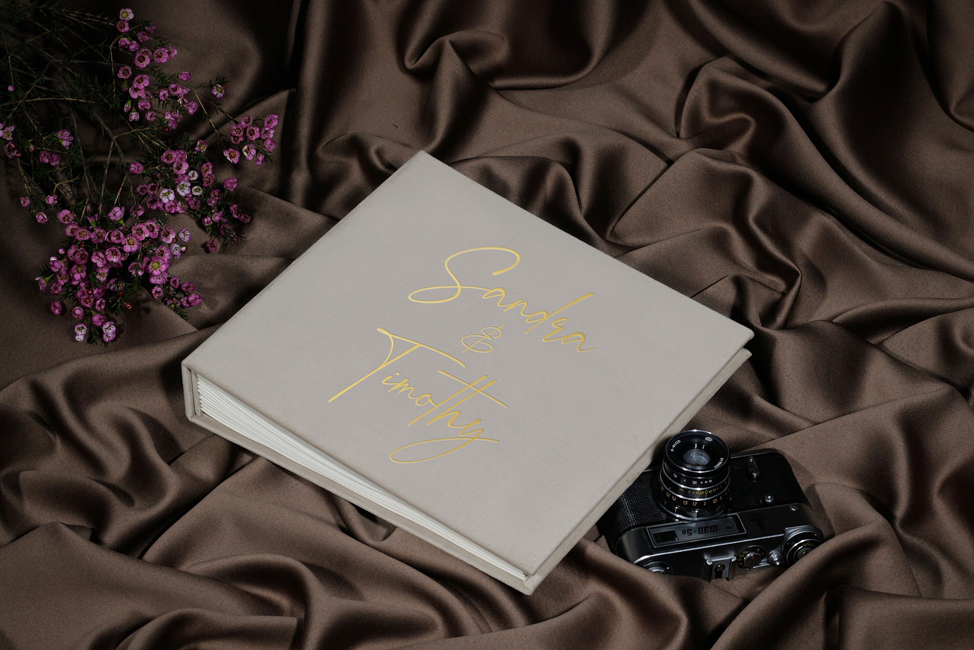 Custom guest book for a wedding party, scrapbook album, bright velvet photobook, picture album, guestbook in various colors, family album